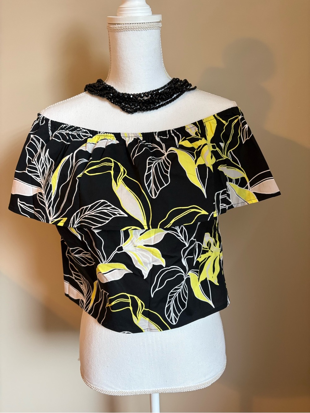 Splendid NWT Off-Shoulder Black Floral Crop Top with Yellow Accents medium